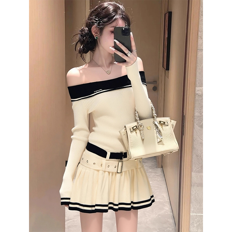 韩系绝美一字肩针织连衣裙女秋冬新款高级感精致修身显瘦百搭裙子