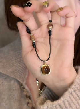 新中式复古虎眼石吊坠毛衣链女秋冬百搭衣服链子显高级不掉色项链