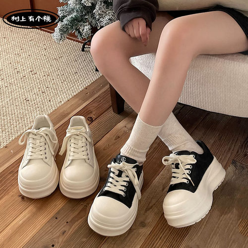 树上有个桃板鞋女面包鞋小白鞋