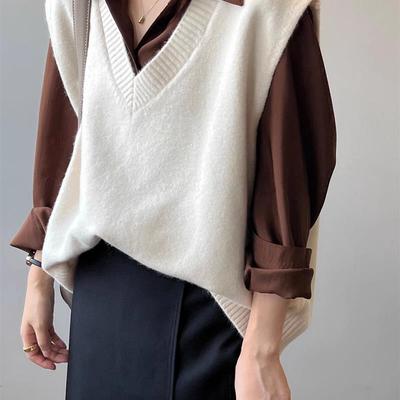 大码V领套头针织衫马甲女秋季新款韩版宽松时尚叠穿毛衣无袖背心