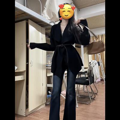 韩系高级感收腰中长款黑色毛衣外套女秋冬季不规则设计感针织开衫