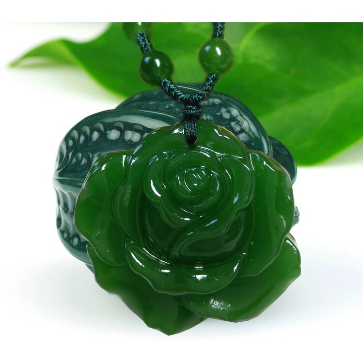 天然和田玉碧玉玫瑰花吊坠女款毛衣链挂件菠菜绿碧玉项链玉饰品