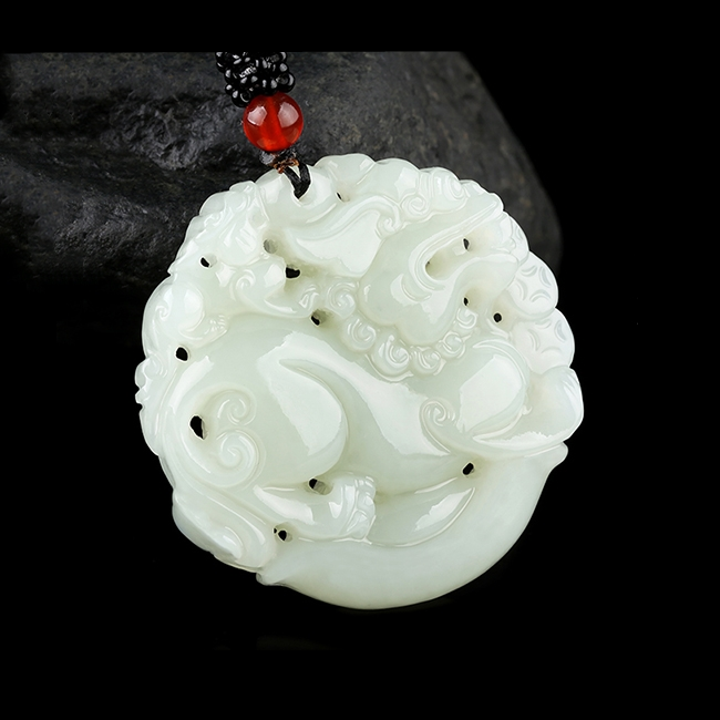 新疆和田玉白玉貔貅玉牌和田玉羊脂玉吊坠项链玉貔貅双面工挂件