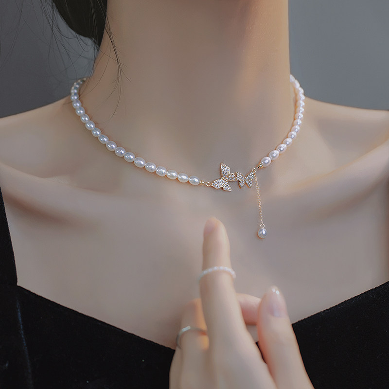 天然淡水珍珠项链女蝴蝶吊坠轻奢复古choker颈链锁骨链送女友礼物