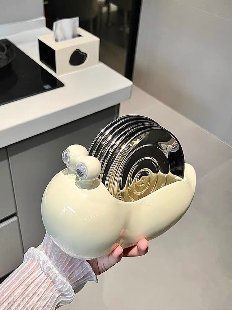 MOMO 轻奢陶瓷蜗牛吐骨碟套装家用高颜值小碟子客厅茶几水果盘