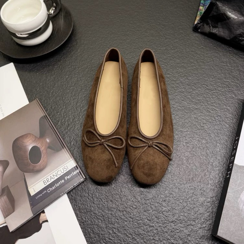 SOLOS ACC自制简约蝴蝶结装饰圆头低平跟单鞋磨砂皮10333