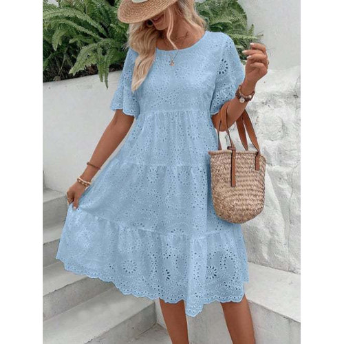 Round neck short sleeved hollow dress  圆领短袖镂空连衣裙