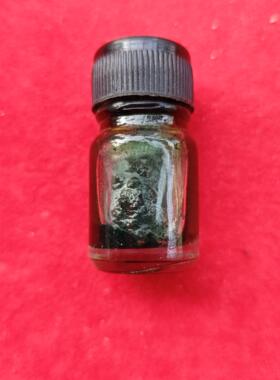 阿赞奥 2556 早期绿油 原版无稀释制作数量少 里面入一颗秘制路翁