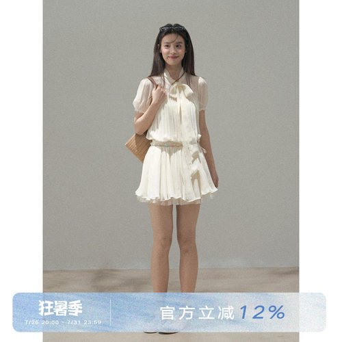ANNACUTE雪纺泡泡袖连衣裙