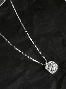 法式S925纯银项链女莫桑钻名媛风夏季爆款饰品爆闪方糖镶钻吊坠1