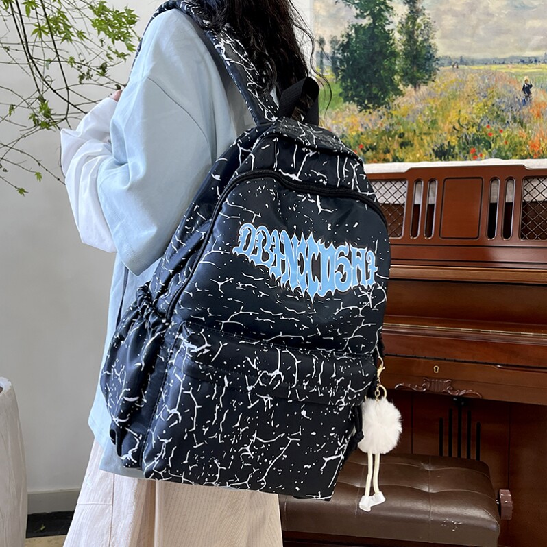 书包美式高街混的人高颜值初中潮流高中双肩背包不撞款时尚涂鸦