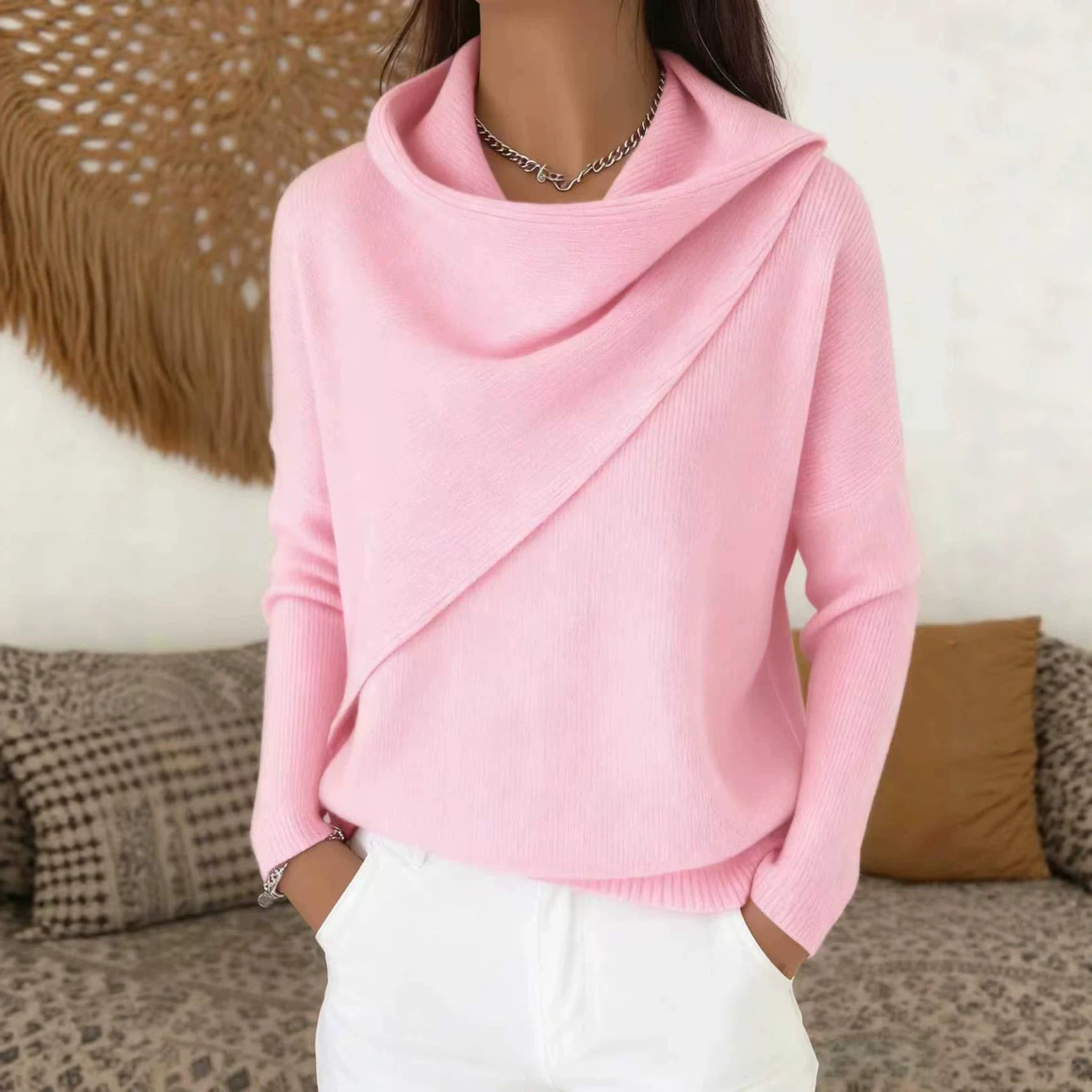 Round neck irregular long sleeved hoodie圆领不规则长袖卫衣