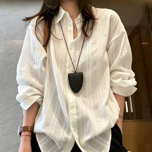 Flip collar single breasted casual shirt翻领单排扣休闲衬衫