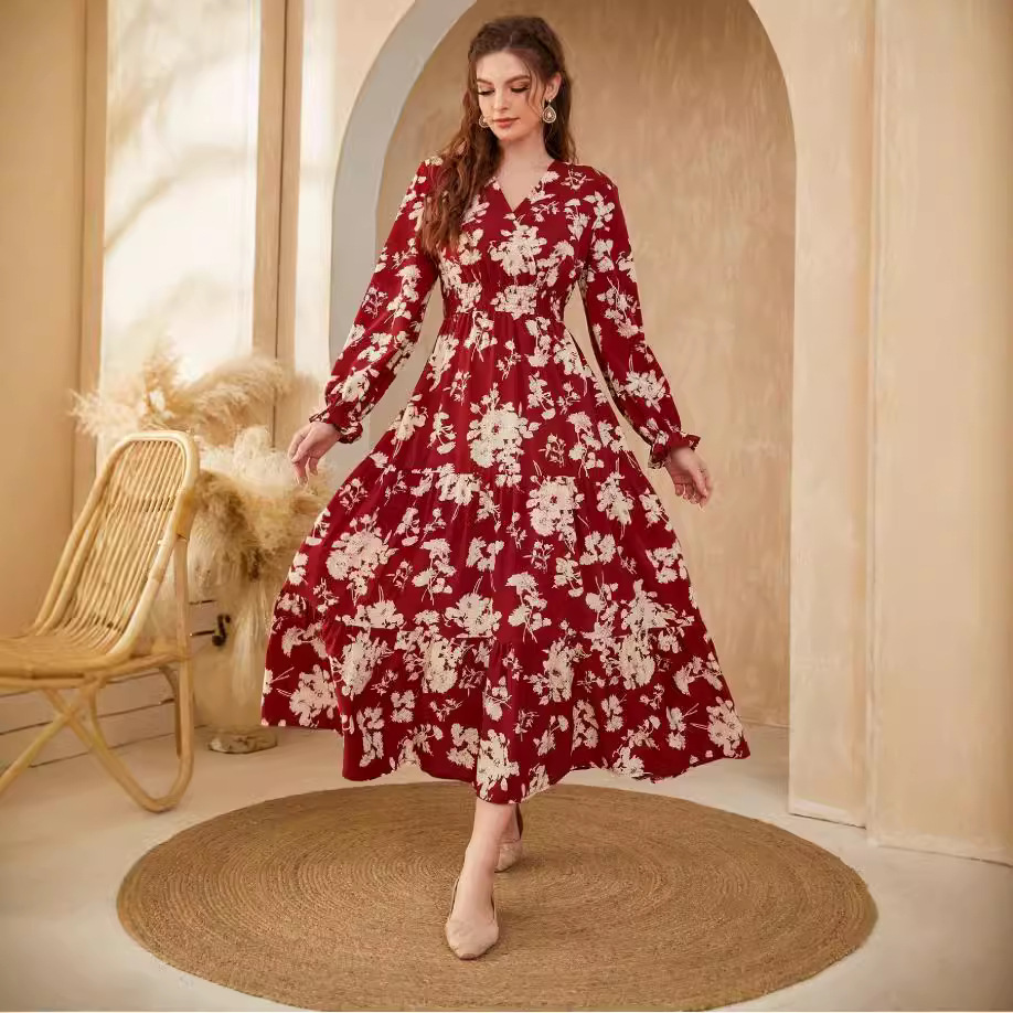 V-neck printed cake long sleeved dress修身V领长袖蛋糕连衣裙