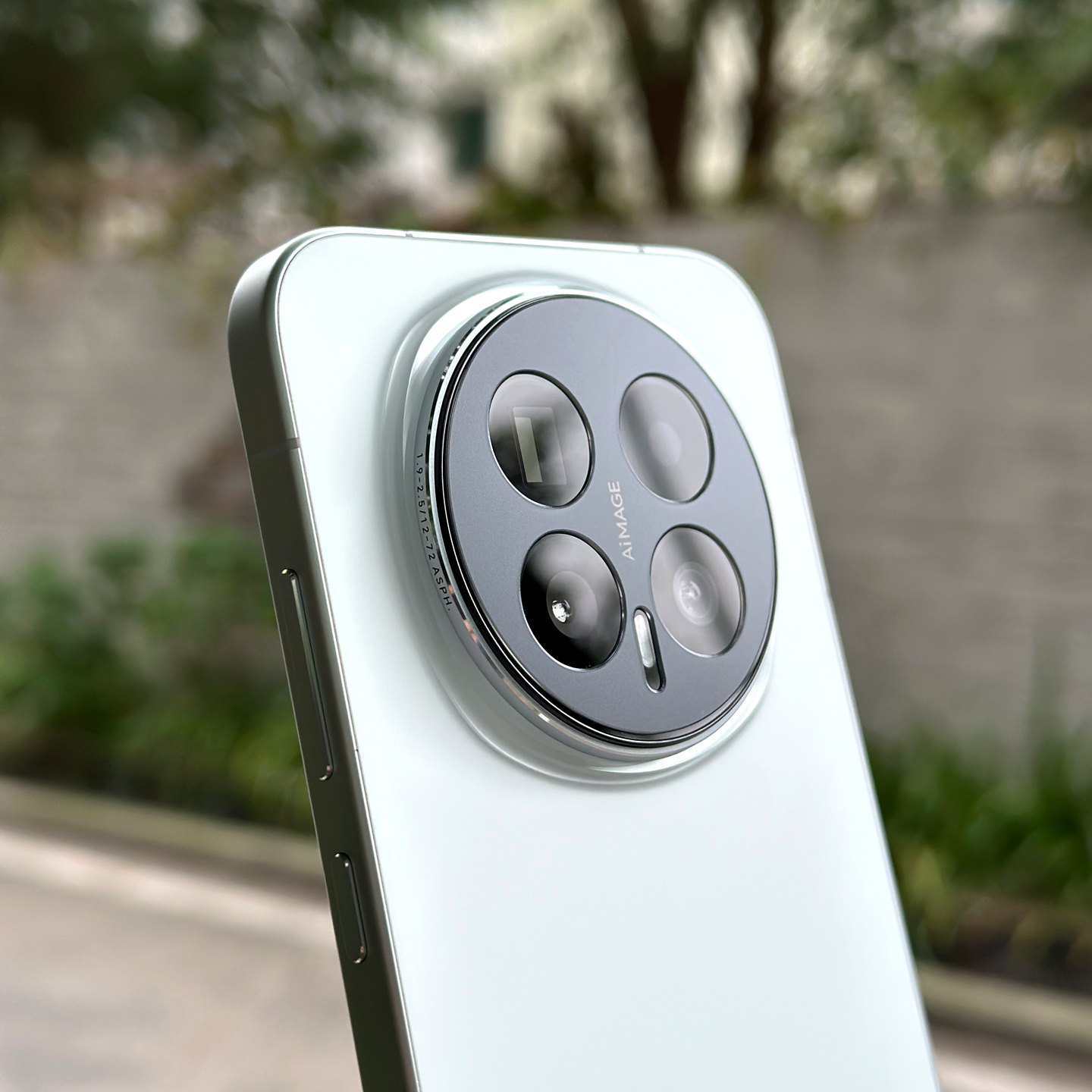 适用荣耀Magic8 pro镂空镜头膜荣耀Magic8精孔镜头膜荣耀Magic7 pro镜头膜荣耀Magic6pro挖孔镜头膜