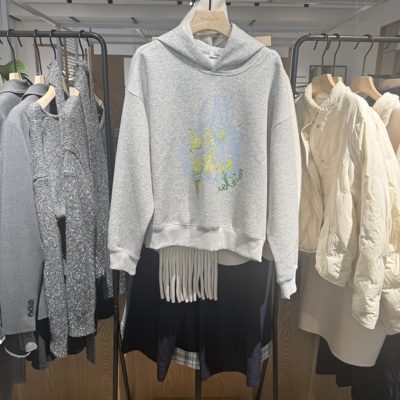 indiciatheL2A6WY043专柜正品标记女装连帽卫衣印花吊牌价569