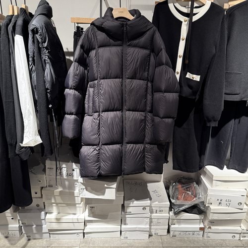 indiciaF2D4YR797F专柜正品标记女装蓬松连帽羽绒服中长吊牌2389