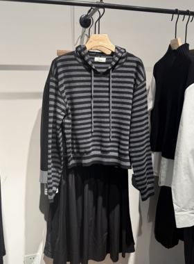 indiciatheL2D5ZZ234专柜正品标记女装撞色条纹连帽针织衫吊牌799