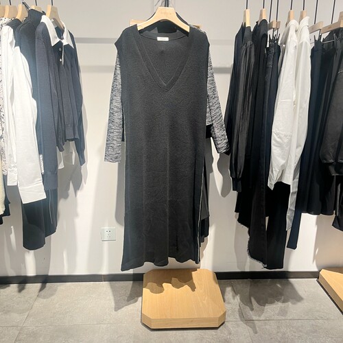 indicia6A401LQ020C专柜正品标记女装通勤无袖V领小黑裙吊牌价899