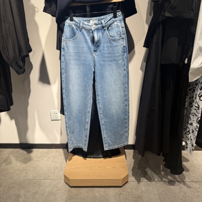 indiciatheL2B6NK080专柜正品标记女装直筒时尚牛仔裤吊牌价639