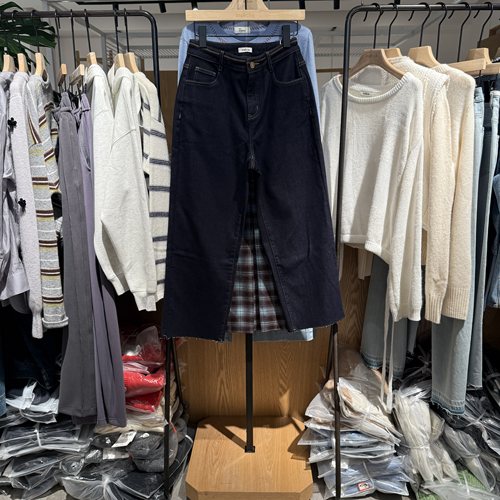 indiciaF2D4NK811N专柜正品标记女装牛仔裤直筒复古长裤吊牌价599