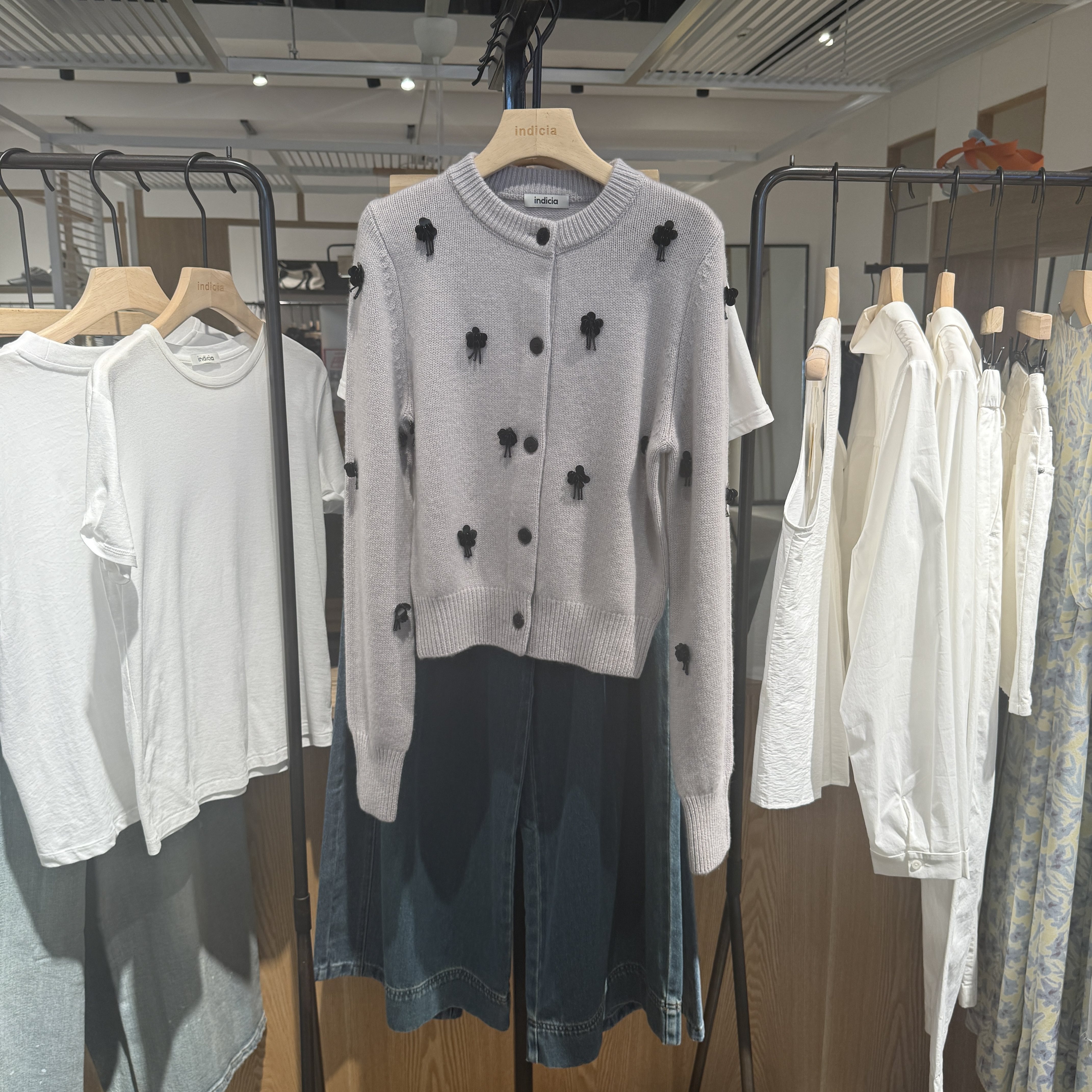 indiciaF2C4KS471F专柜正品标记女装羊毛开衫软糯外套吊牌价969
