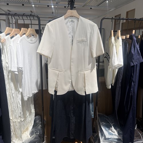 indicia5B306WT205专柜正品标记女装夏款外套上衣短袖吊牌价769