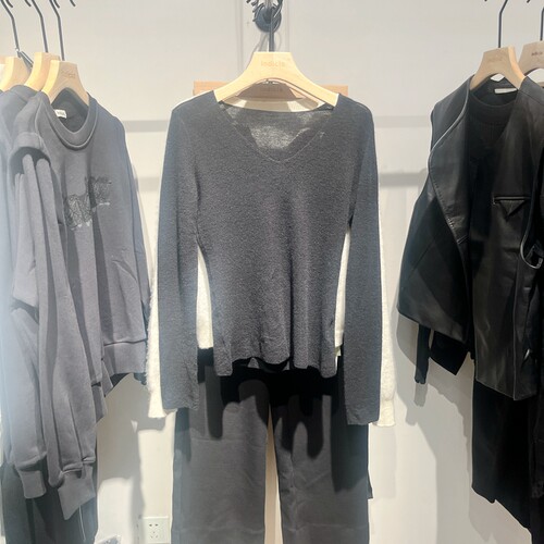 indicia5D312MS620C专柜正品标记女装羊绒针织衫v领吊牌价1689