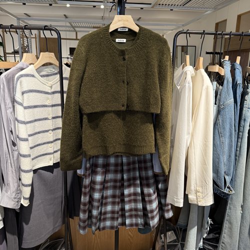 indiciaF2D4ZZ768F专柜正品标记女装设计两件套针织衫毛衣吊牌989