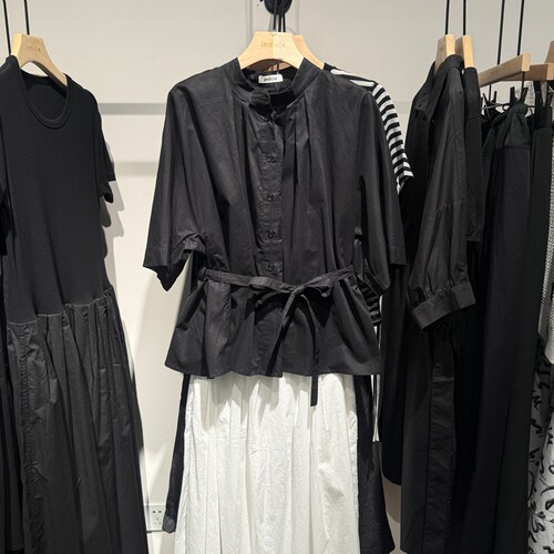 Indicia6B404CS230C专柜品标记女装褶皱设计短袖衬衫吊牌价639