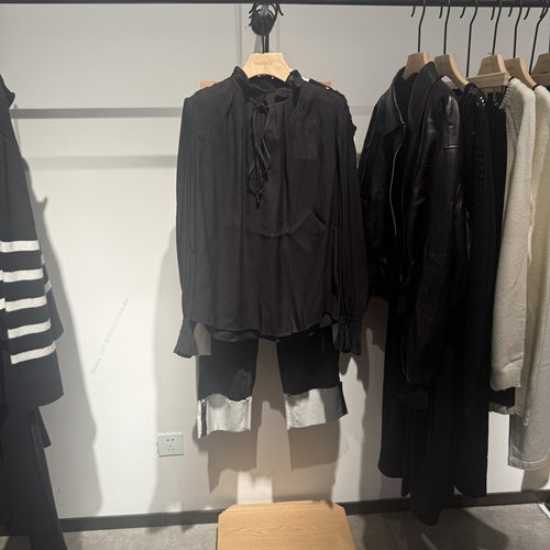 indiciaF2A5SY062C专柜正品标记女装蝴蝶结系带法式上衣吊牌价589