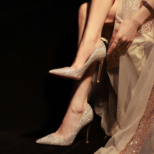 婚鞋女2025新款新娘鞋主婚纱秀禾两穿结婚礼服宴会香槟色高跟鞋女