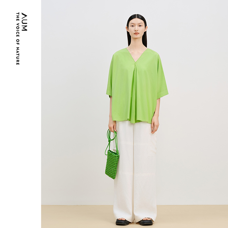 AUM噢姆秋季宽松休闲V领腰带收腰亮色套头飞片上衣女
