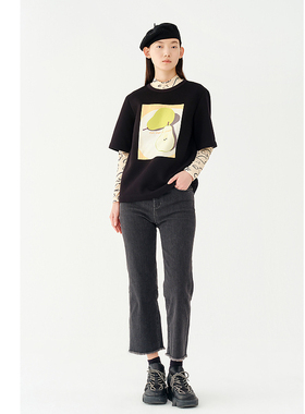 AUM噢姆秋季黑色大气好搭宽松圆领短袖t恤