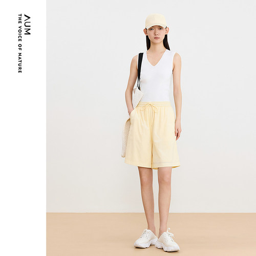 AUM噢姆夏季宽松时尚弹力运动休闲通勤短裤女