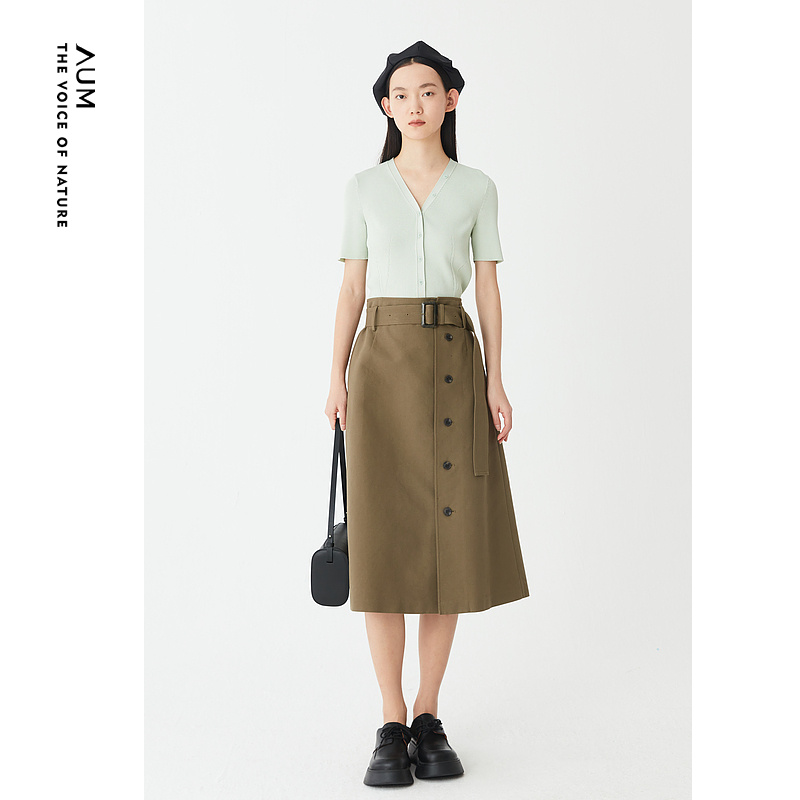 【会员价404元】AUM噢姆法式V领短袖毛针织衫文艺不对称下摆开衫