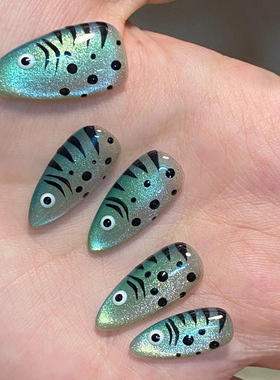 跨境猫眼银绿色小鱼欧美ins风假指甲贴片美甲24片press on nails