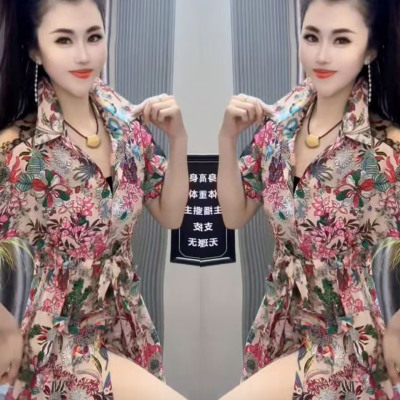 显瘦碎花收腰中长裙衬衫裙