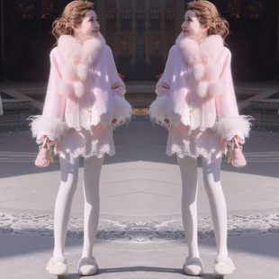 新中式国风粉色套装女2025冬季新款千金风毛领盘扣显瘦上衣半身裙