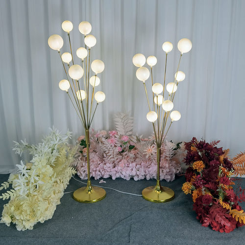 婚之恋电镀铁艺苹果树发光摆件