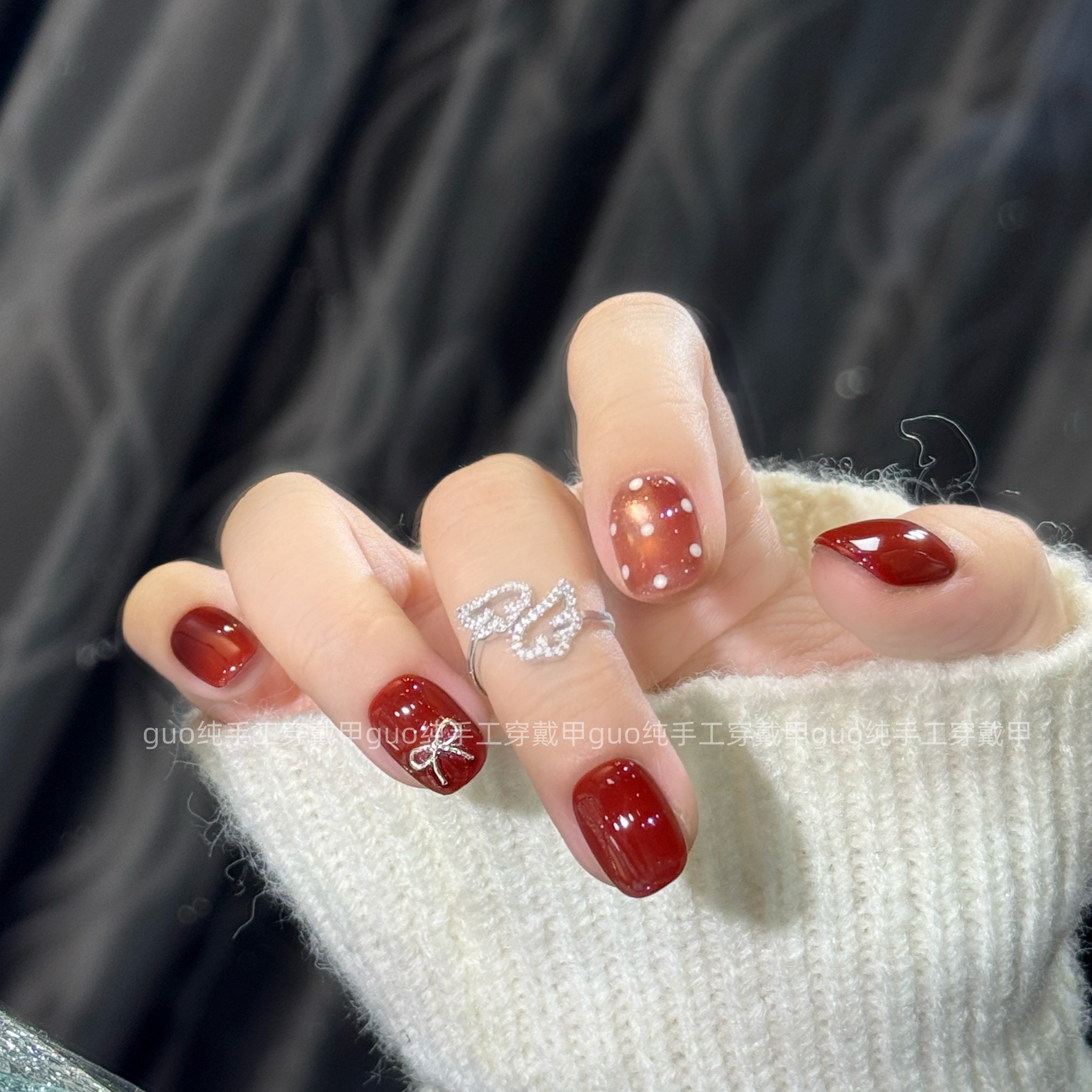 Guo穿戴甲玫红甜心新年红圣诞色猫眼简约温柔显白纯手工短款美甲,彩妆/香水/美妆工具,穿戴甲/甲片,淘宝优惠券,粉丝福利购,淘宝优惠卷