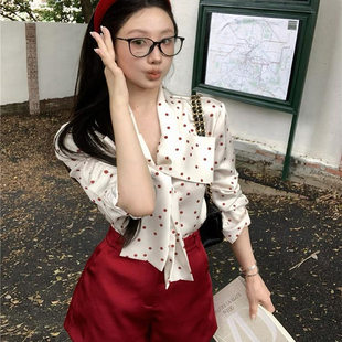 甜辣妹气质高级感套装女春季波点蝴蝶结衬衫上衣阔腿短裤两件套女