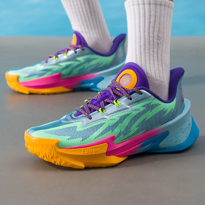 安德玛男子实战篮球鞋