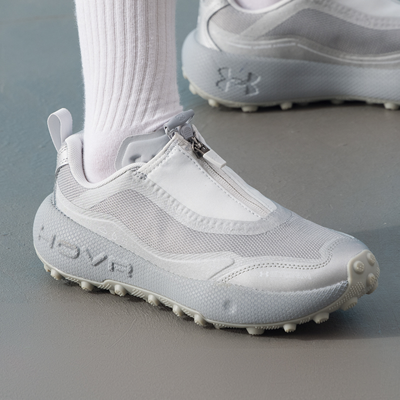 安德玛UA秋冬Venture Pro Storm男女情侣高性能运动休闲鞋6010419