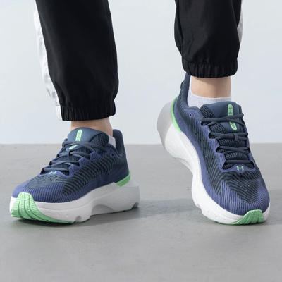 安德玛2025新款慢跑厚底跑步鞋