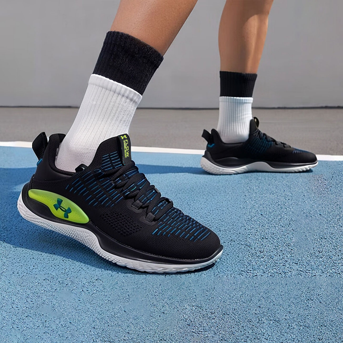 安德玛男士综合训练鞋