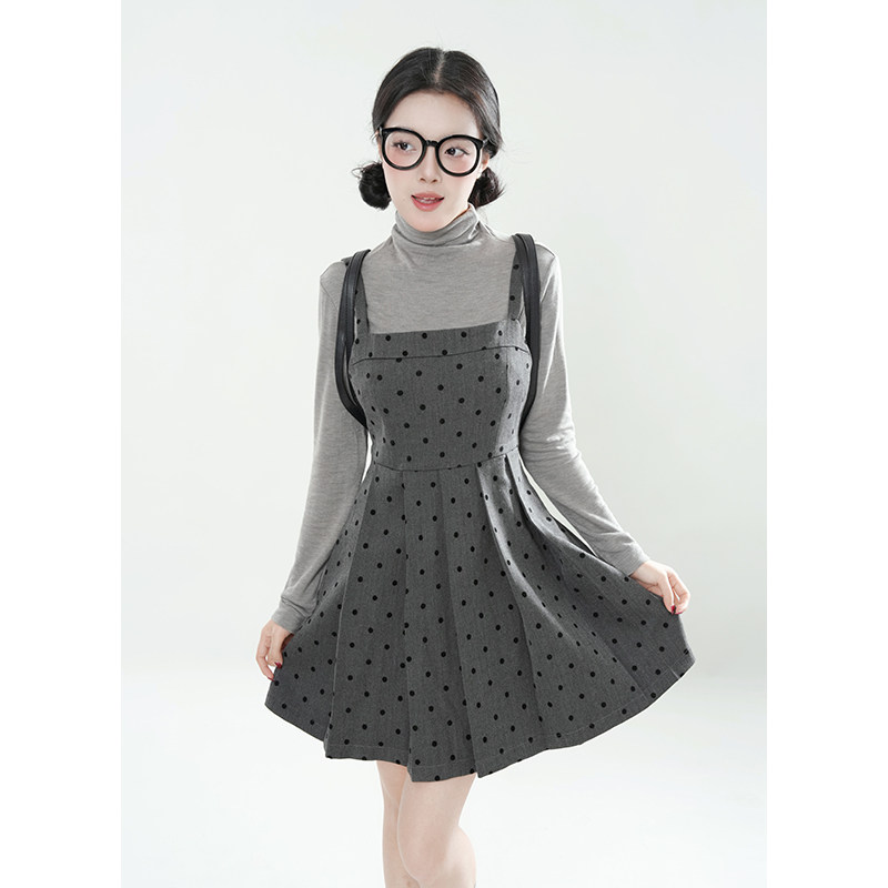 韩系复古千金感灰色长短款波点背心吊带连衣裙收腰显瘦小个子套装