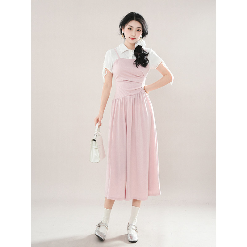 粉色假两件连衣裙2024新款收腰褶皱不对称显瘦简约通勤甜美风裙子