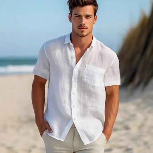 Notched lapel short-sleeved button-up shirt翻领短袖纽扣衬衫