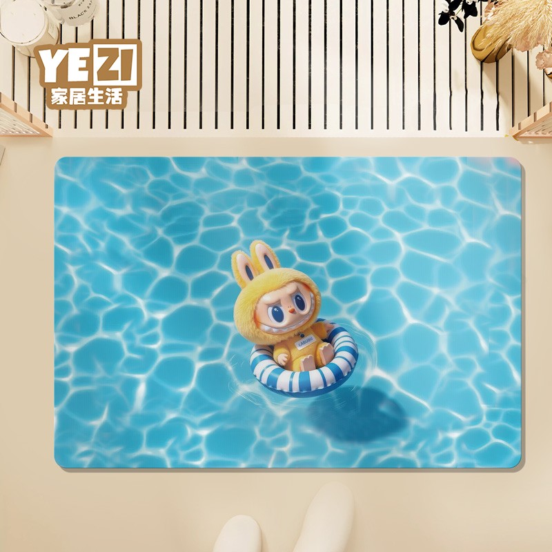放一块泳池拉布布地垫在卫生间～
